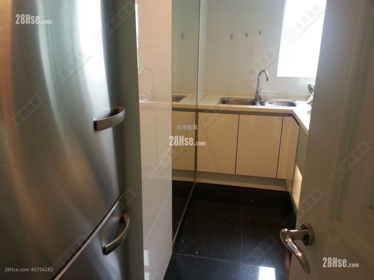 城中駅 售盤 4 房 , 2 浴室 894 平方呎