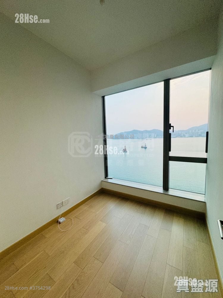 Ocean Marini 售盘 4 房 , 3 浴室 1,061 平方尺