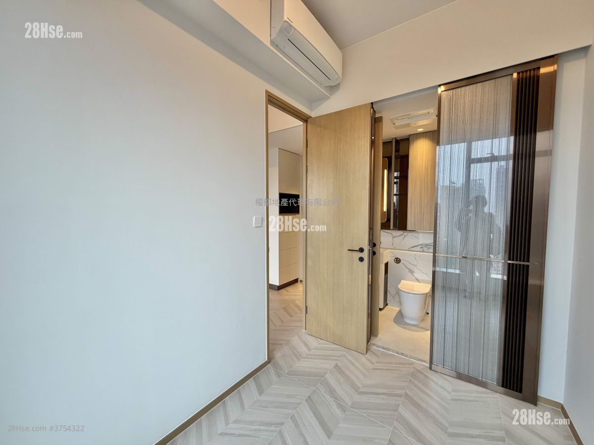 南首 租盤 2 房 , 1 浴室 342 平方呎