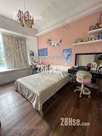 The Great Hill Sell 4 Bedrooms , 4 Bathrooms 2,197 ft²