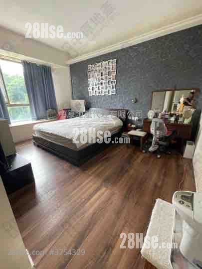 The Great Hill Sell 4 Bedrooms , 4 Bathrooms 2,197 ft²