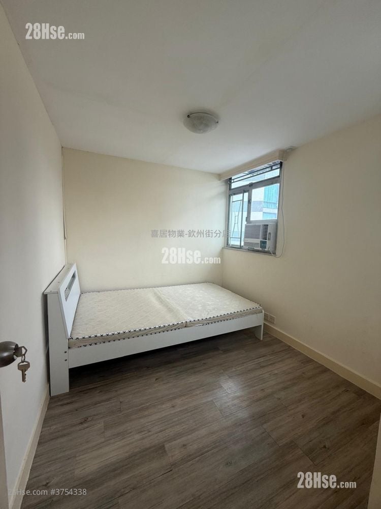 Mainway Court Sell 2 Bedrooms , 1 Bathroom 382 ft²