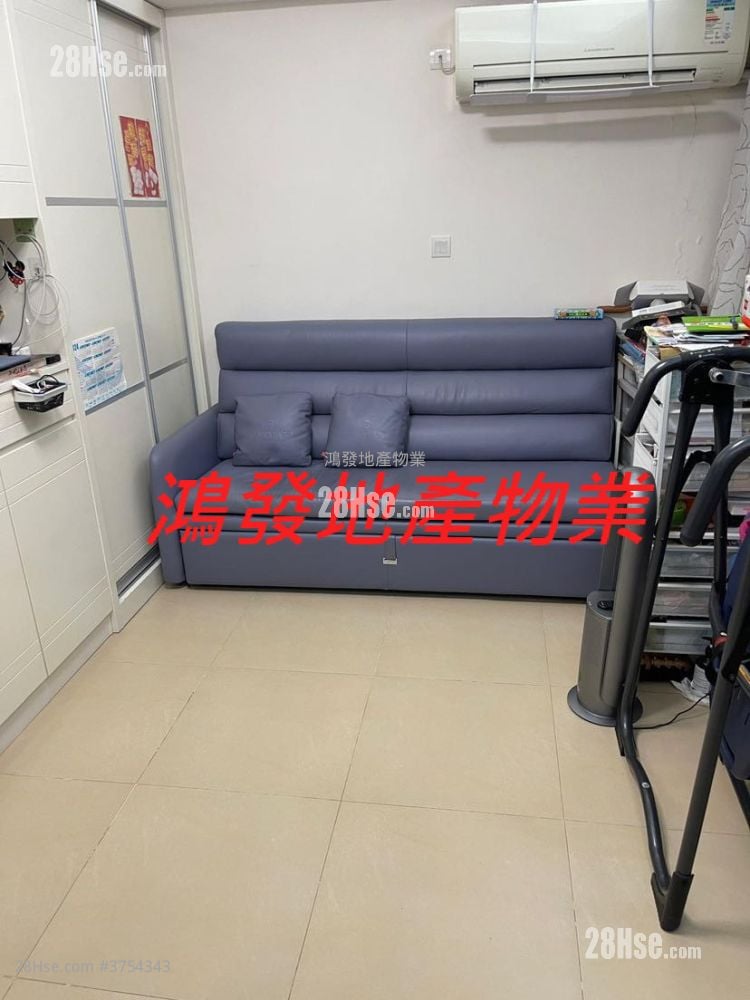 Ample Building Sell 2 Bedrooms , 1 Bathroom 452 ft²