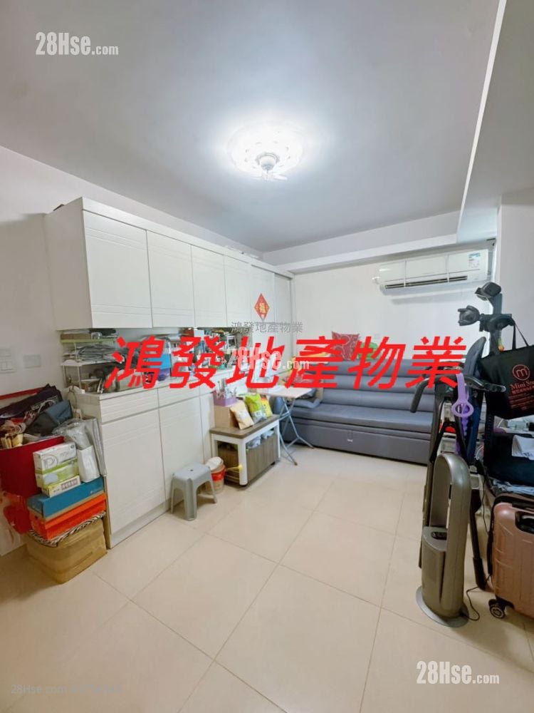 Ample Building Sell 2 Bedrooms , 1 Bathroom 452 ft²