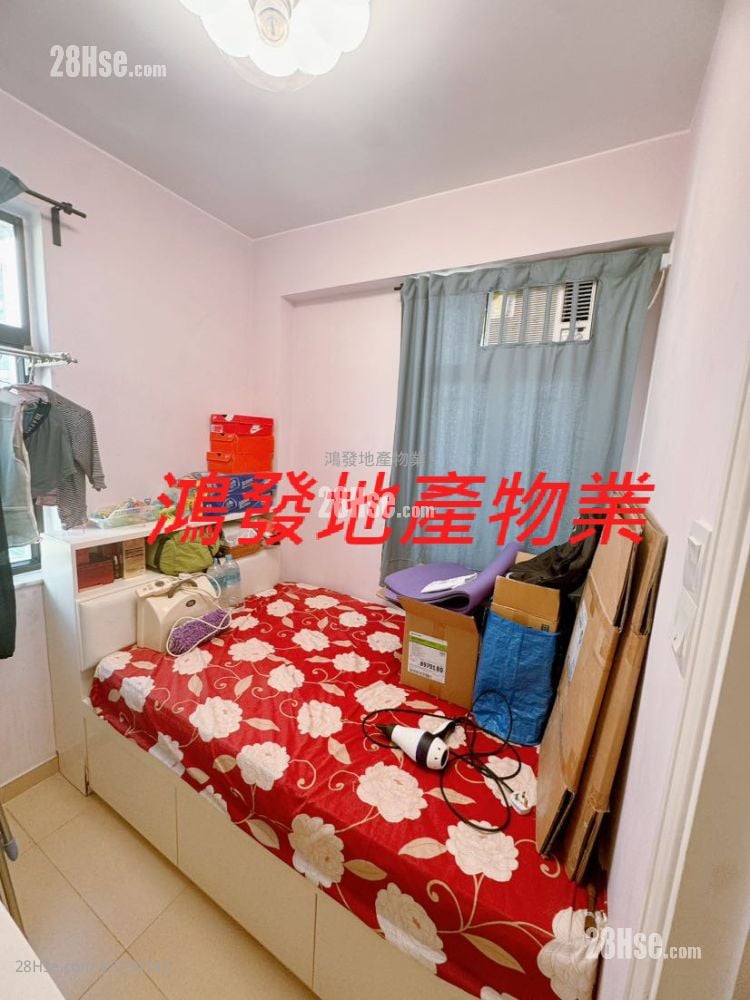 Ample Building Sell 2 Bedrooms , 1 Bathroom 452 ft²