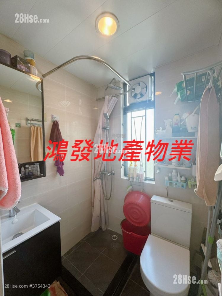 Ample Building Sell 2 Bedrooms , 1 Bathroom 452 ft²