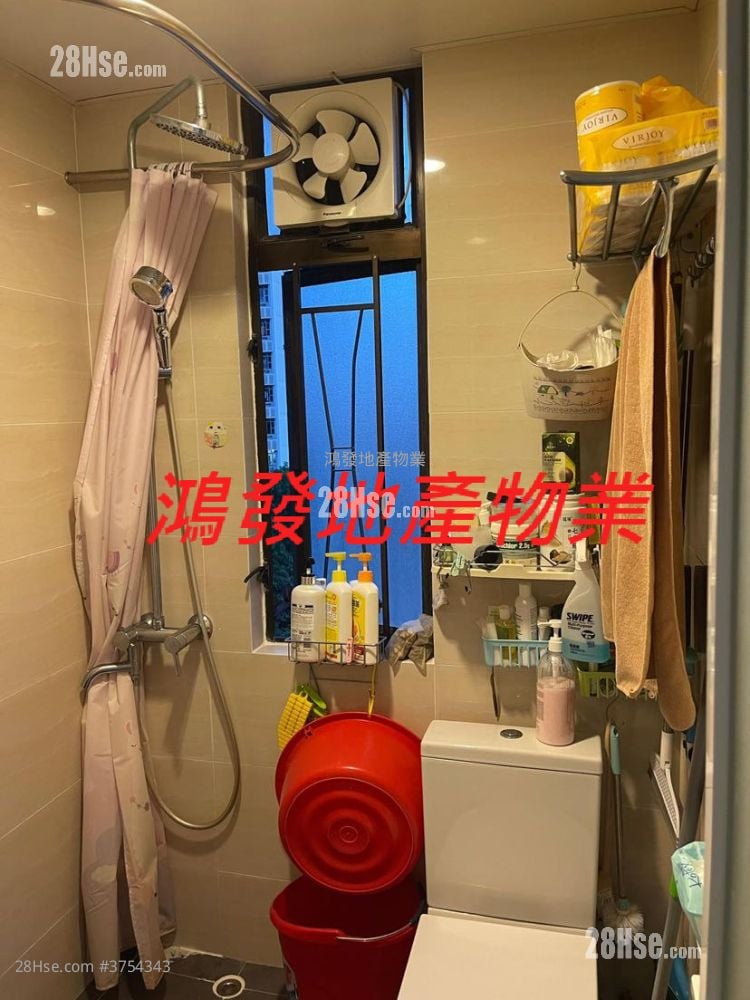 Ample Building Sell 2 Bedrooms , 1 Bathroom 452 ft²