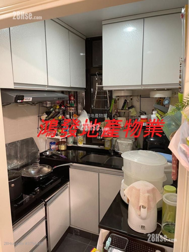 Ample Building Sell 2 Bedrooms , 1 Bathroom 452 ft²