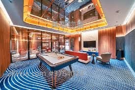 One Victoria Sell 3 Bedrooms , 2 Bathrooms 656 ft²