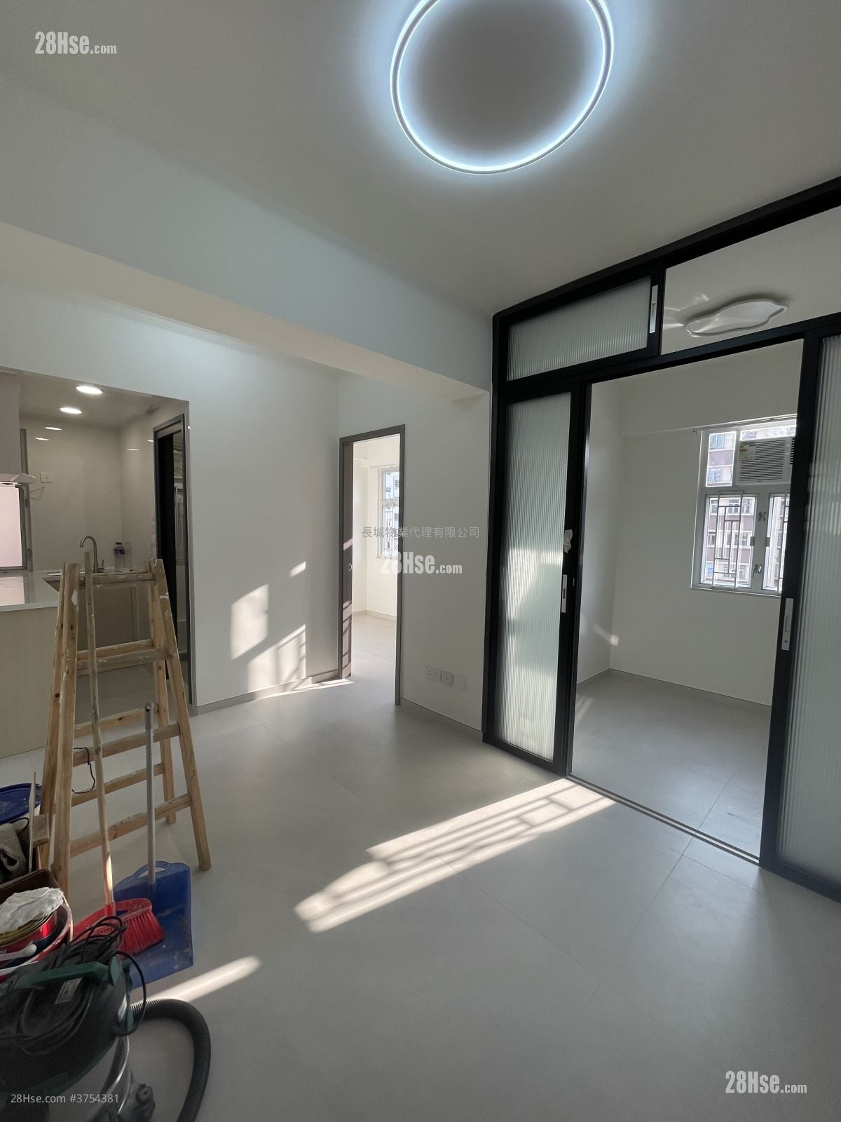 新安大楼 售盘 2 房 , 1 浴室 309 平方尺