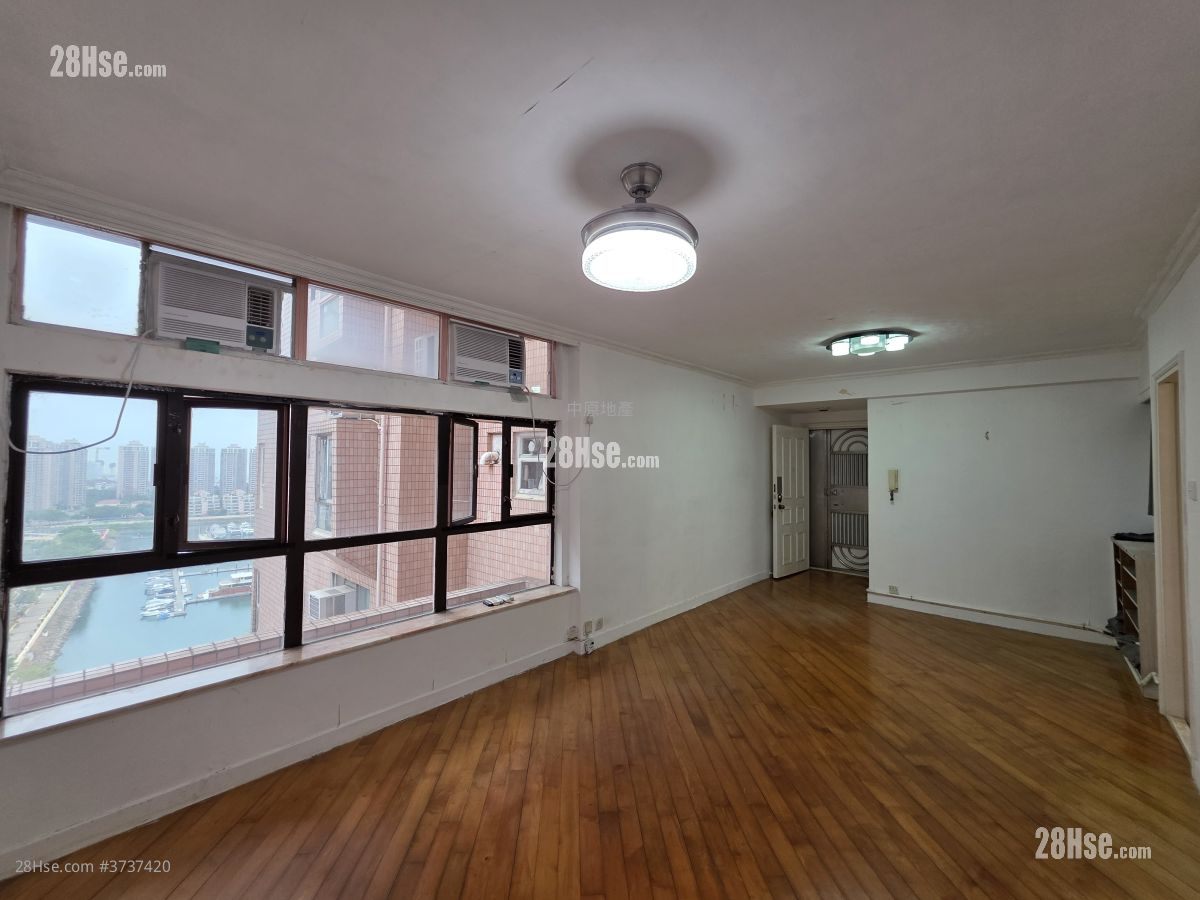 香港黃金海岸 售盤 3 房 , 1 浴室 685 平方呎