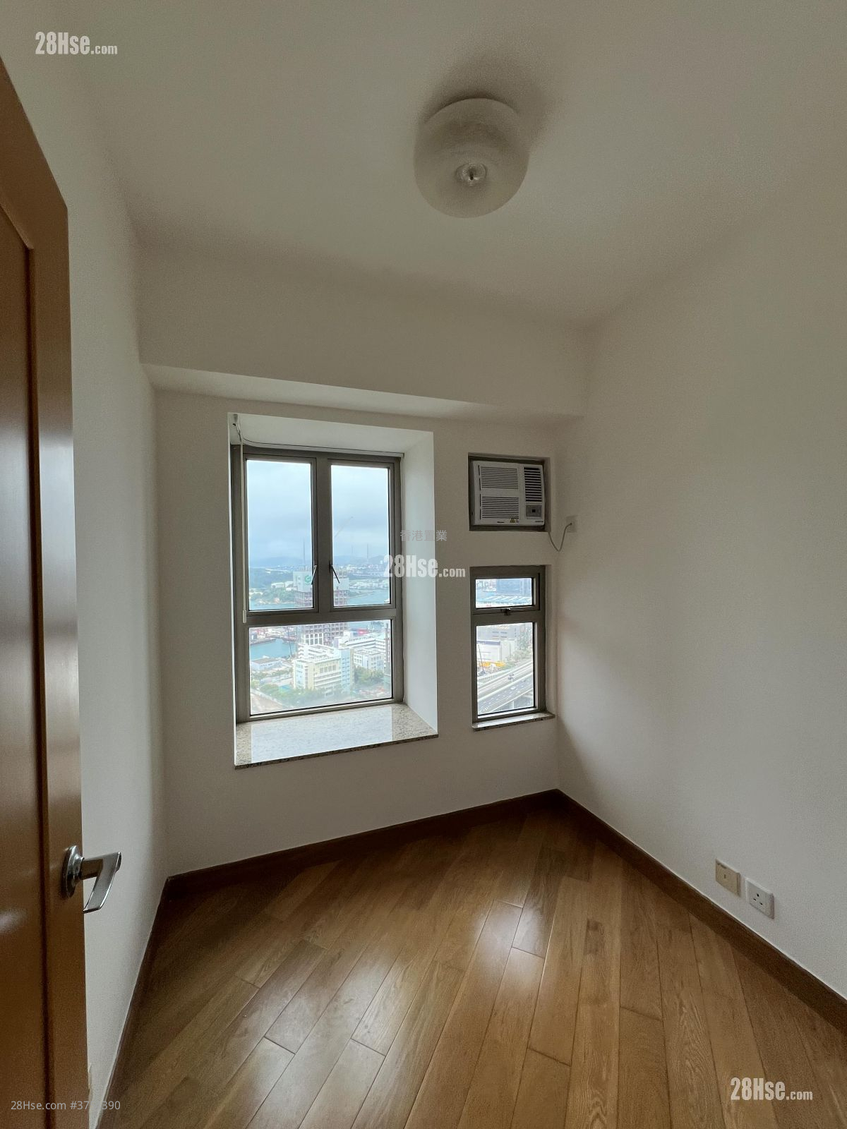 君匯港 租盤 3 房 , 1 浴室 541 平方呎