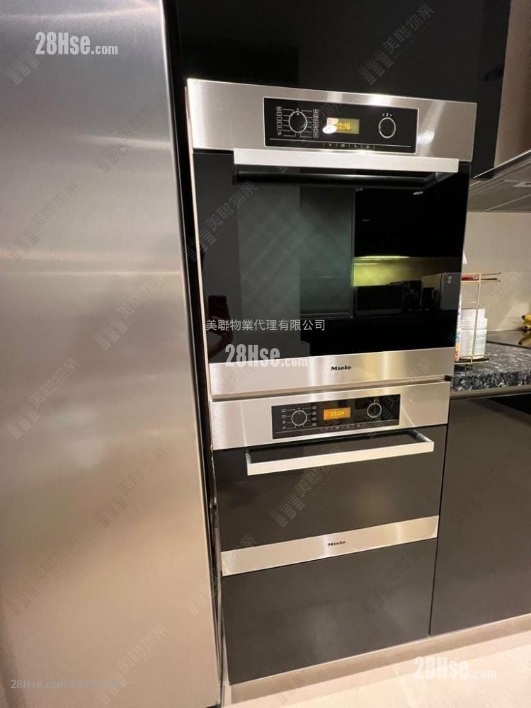 Ning Yeung Terrace Sell 4 Bedrooms , 2 Bathrooms 1,719 ft²