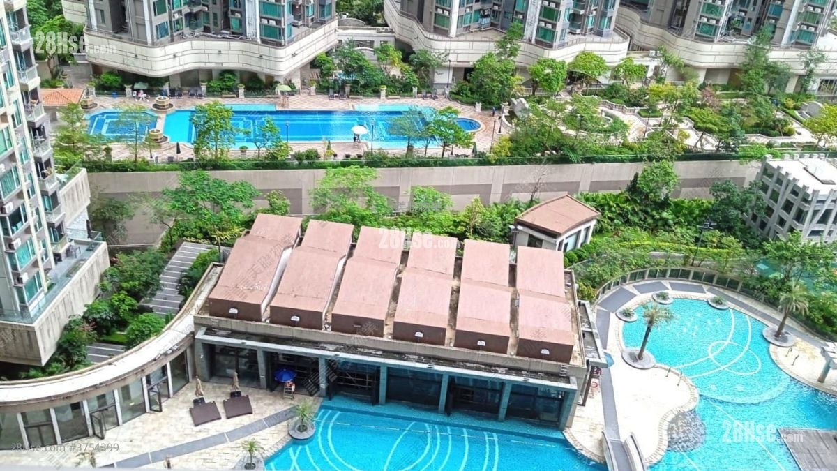 峻滢 售盘 3 房 , 2 浴室 738 平方尺