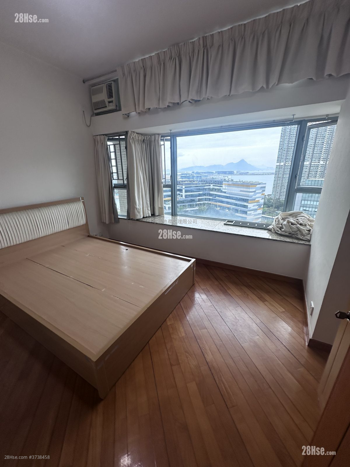 東堤灣畔 售盤 3 房 , 2 浴室 772 平方呎