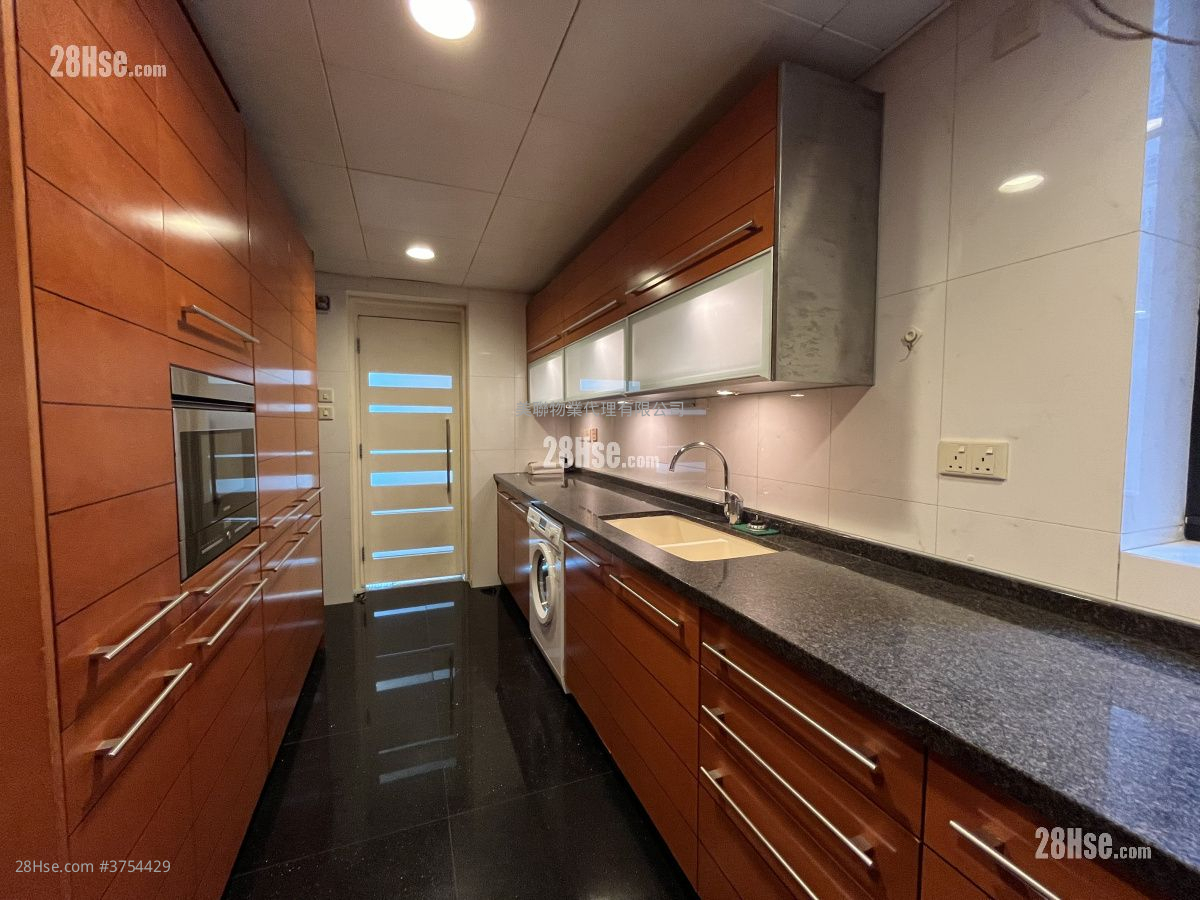 何文田山道1號 售盤 4 房 , 2 浴室 1,298 平方呎