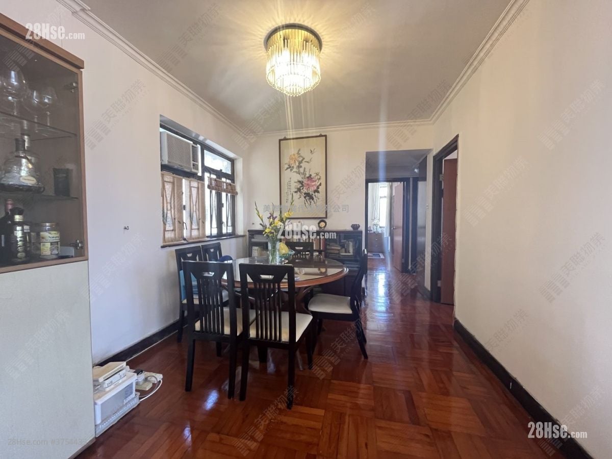 公主台 售盤 3 房 , 2 浴室 1,073 平方呎