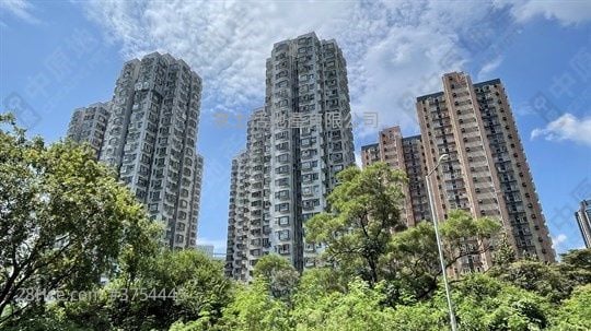 Golden Lion Garden Sell 2 Bedrooms , 1 Bathroom 270 ft²