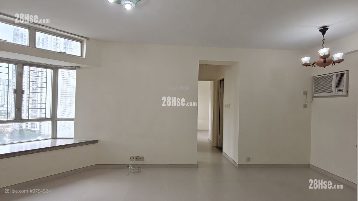 嘉湖山莊 售盤 2 房 , 1 浴室 442 平方呎