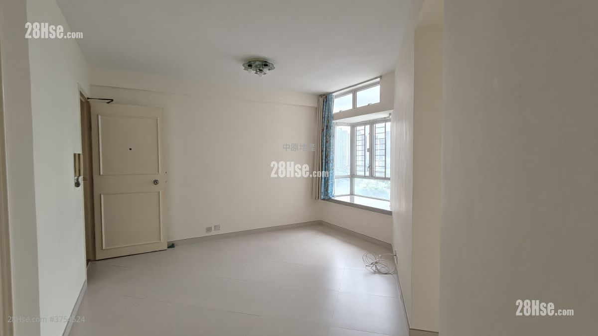 嘉湖山莊 售盤 2 房 , 1 浴室 442 平方呎