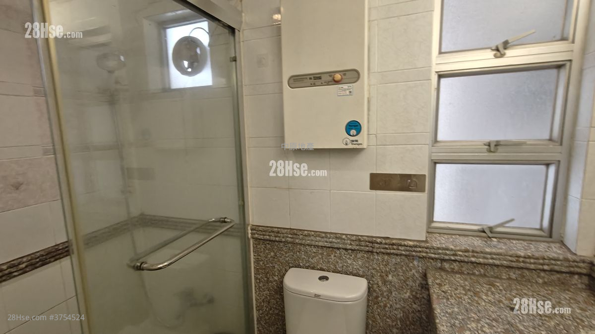 嘉湖山莊 售盤 2 房 , 1 浴室 442 平方呎