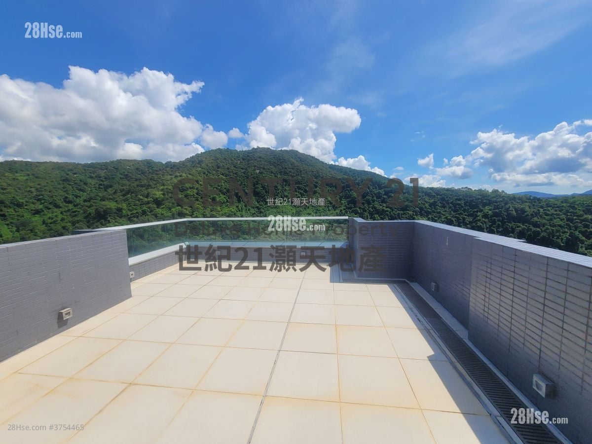 岚山 售盘 4 房 , 3 浴室 1,625 平方尺