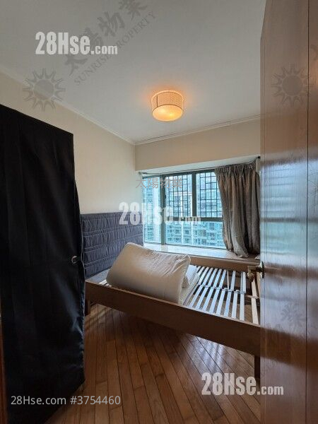 海逸豪园 售盘 1 房 423 平方尺