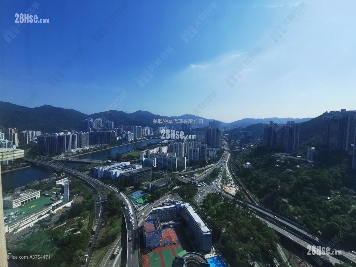 The Palazzo Sell 4 Bedrooms , 5+ Bathrooms 1,790 ft²