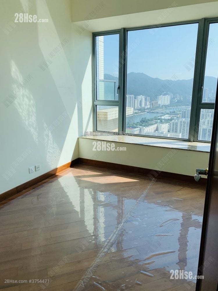 The Palazzo Sell 4 Bedrooms , 5+ Bathrooms 1,790 ft²