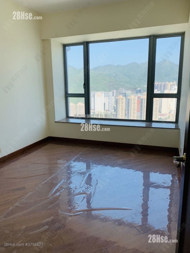 The Palazzo Sell 4 Bedrooms , 5+ Bathrooms 1,790 ft²