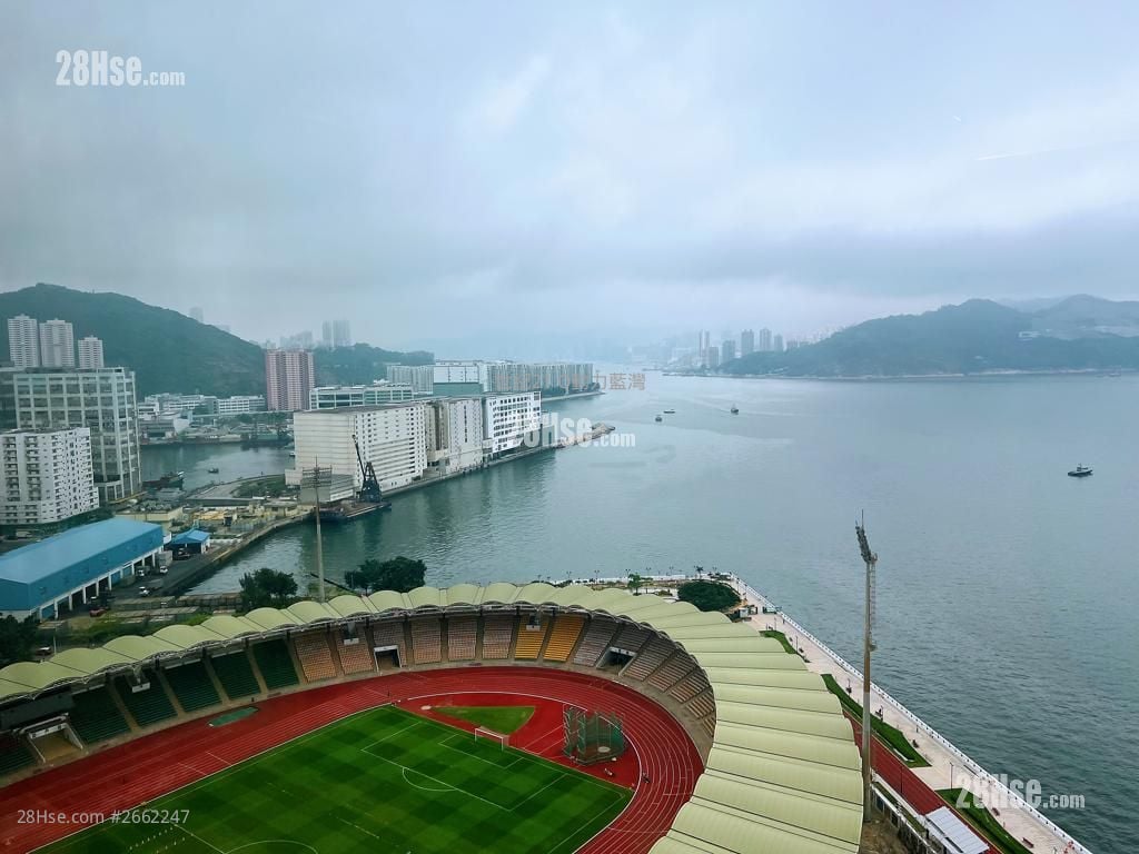 Island Resort Sell 3 Bedrooms , 2 Bathrooms 733 ft²