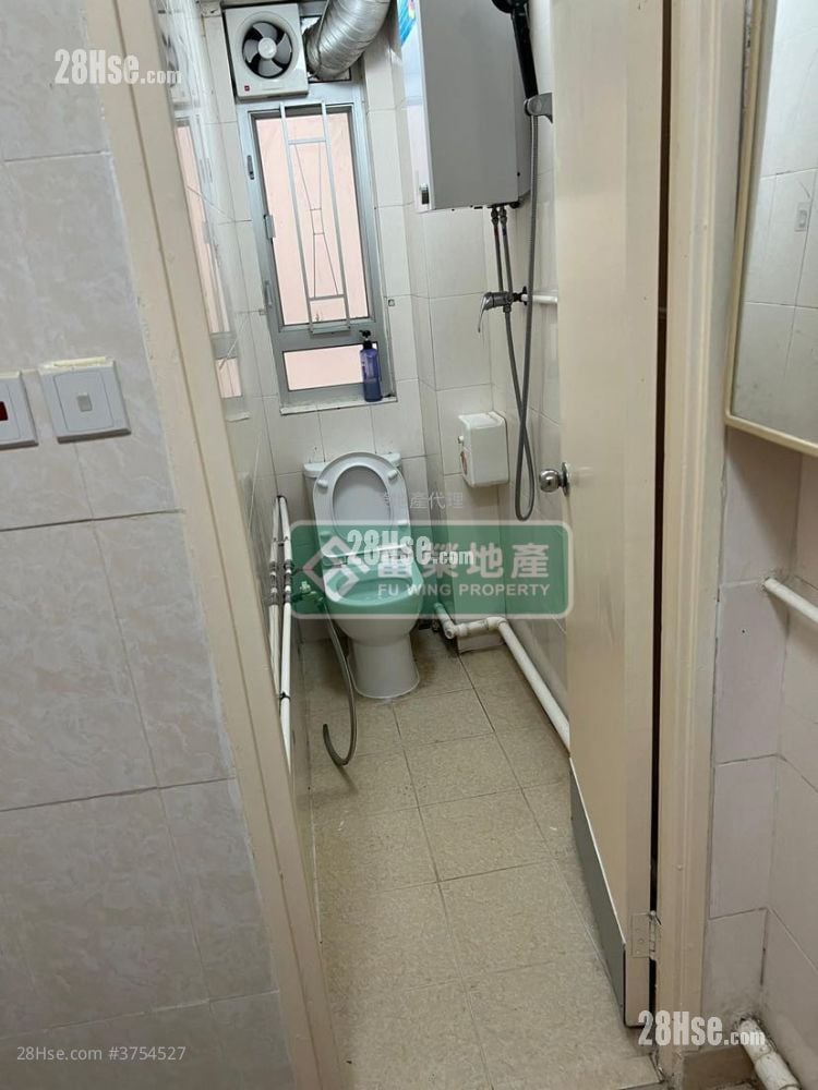 Hong Ning Building Rental 2 Bedrooms , 1 Bathroom 330 ft²