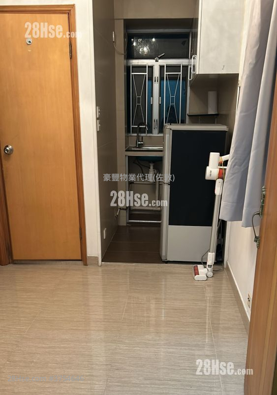 寶華大廈 租盤 1 房 , 1 浴室 193 平方呎