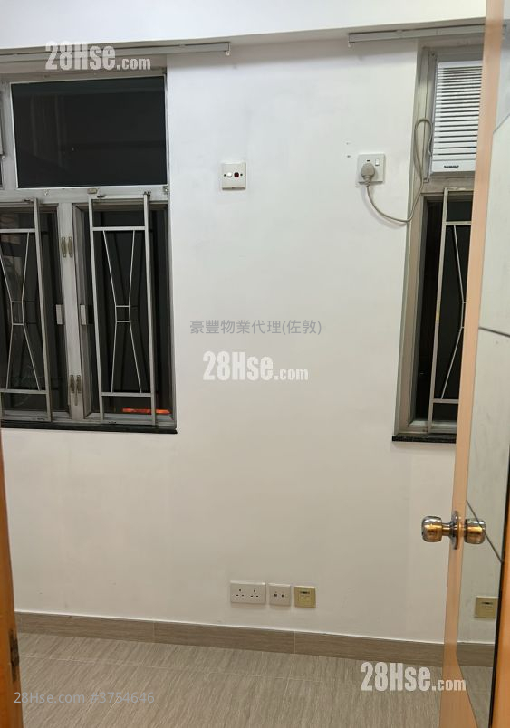 寶華大廈 租盤 1 房 , 1 浴室 193 平方呎