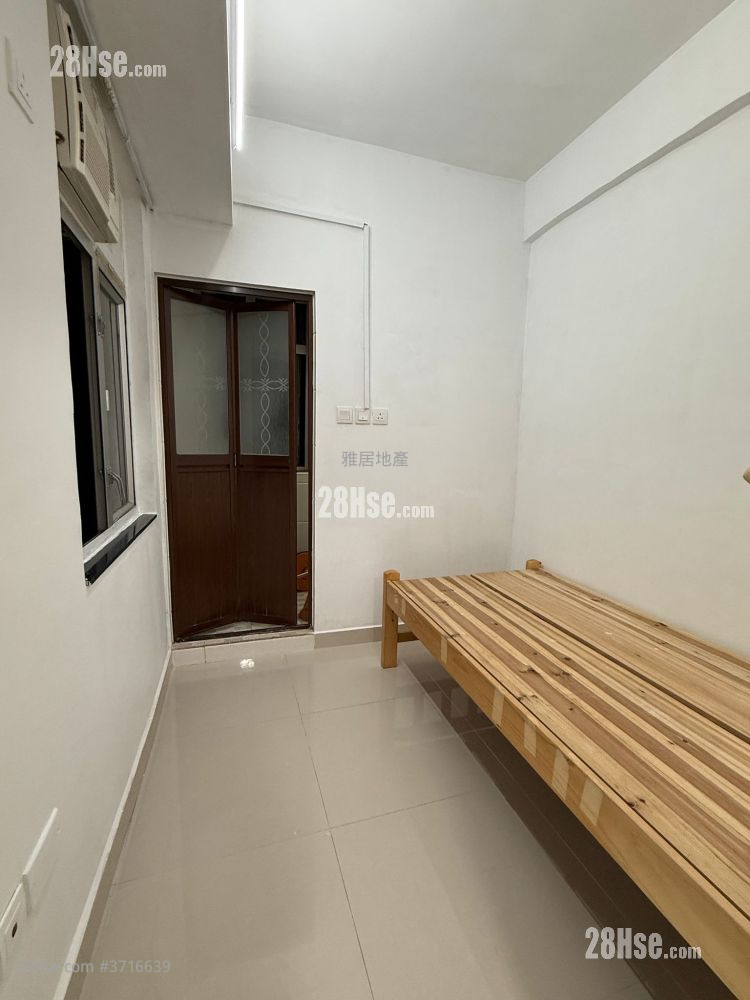 唐樓 租盤 開放式間隔 , 1 浴室 100 平方呎