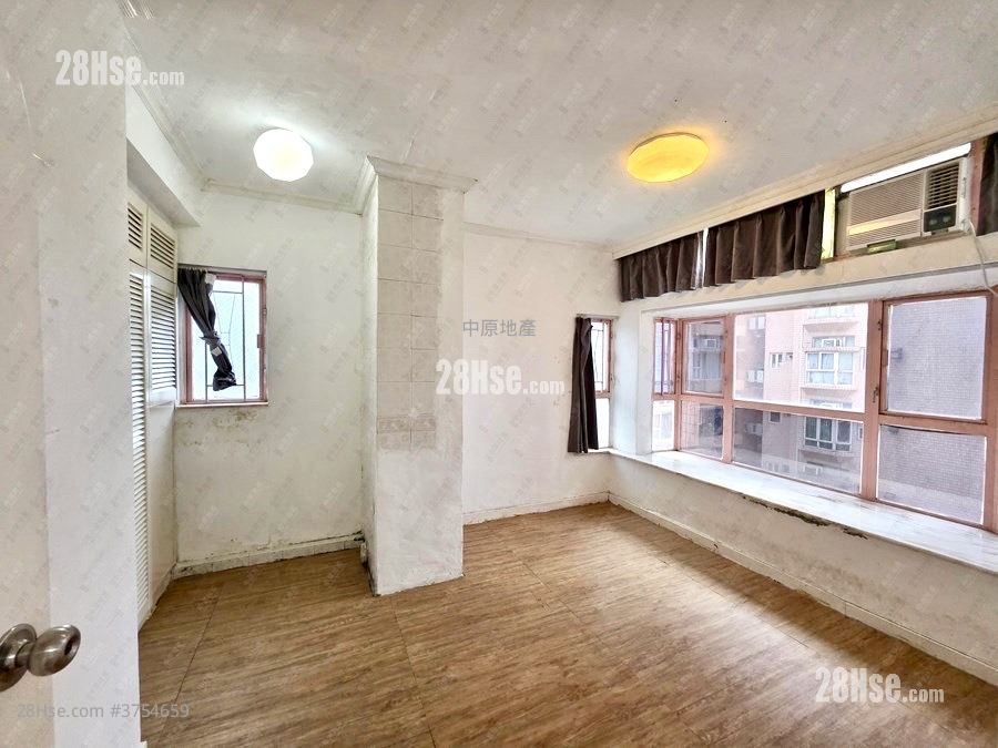 香港黃金海岸 售盤 3 房 , 1 浴室 685 平方呎