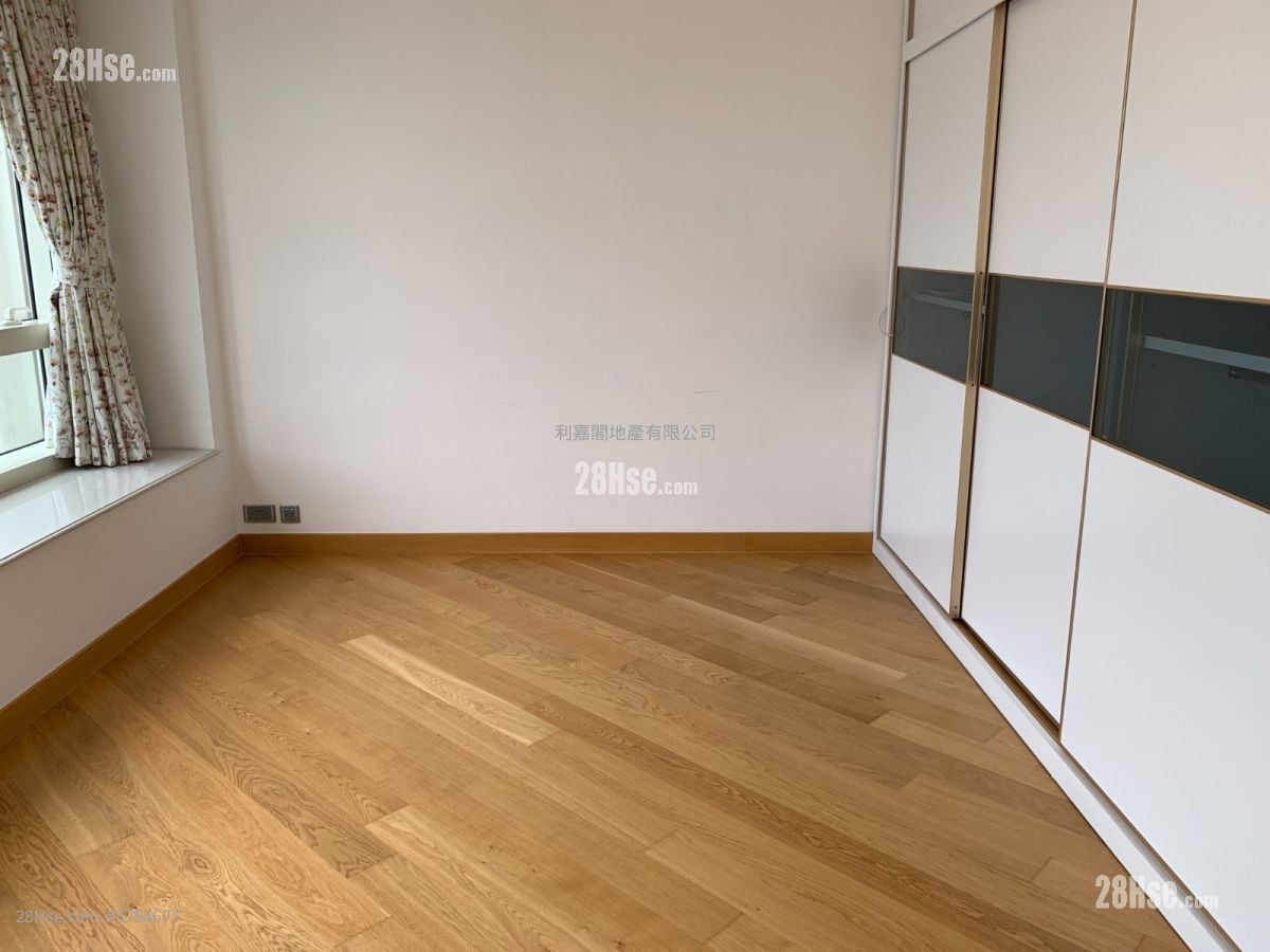 The Masterpiece Sell 3 Bedrooms , 3 Bathrooms 2,310 ft²