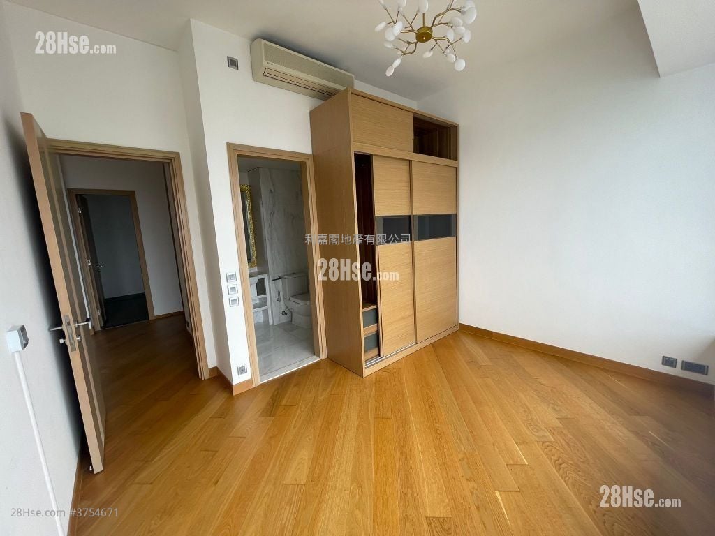 The Masterpiece Sell 3 Bedrooms , 3 Bathrooms 2,310 ft²