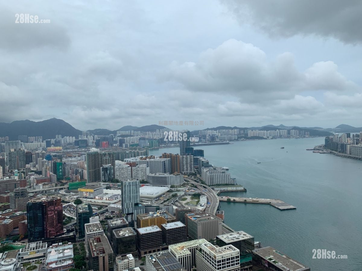 The Masterpiece Sell 3 Bedrooms , 3 Bathrooms 2,310 ft²