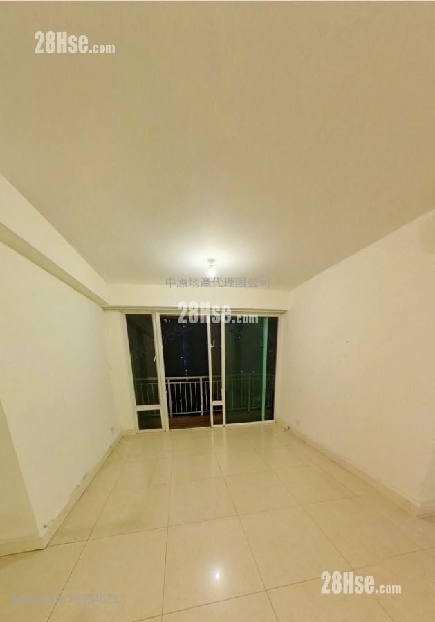 栢慧豪园 售盘 5+ 房 , 2 浴室 832 平方尺