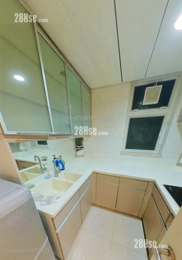 栢慧豪园 售盘 5+ 房 , 2 浴室 832 平方尺