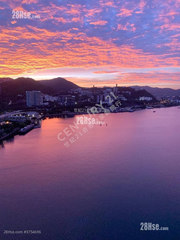 Kam Tai Court Sell 2 Bedrooms , 1 Bathroom 506 ft²