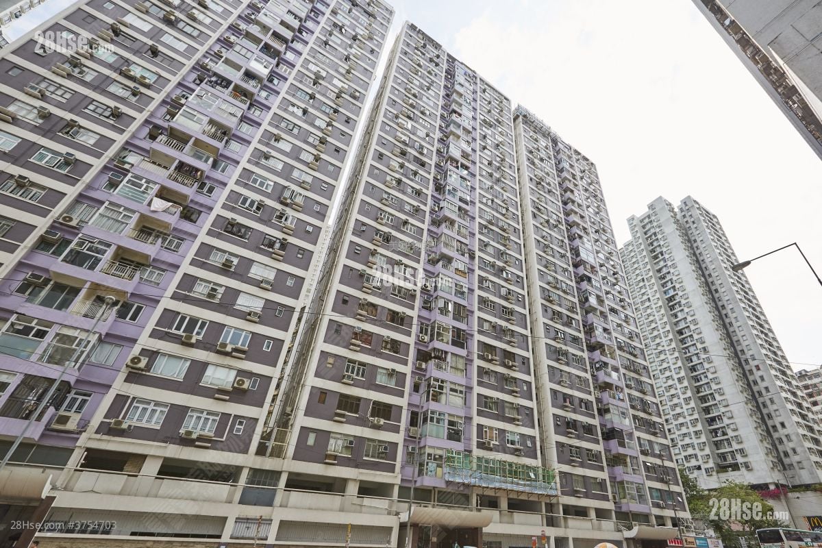 宝峰园 售盘 3 房 822 平方尺