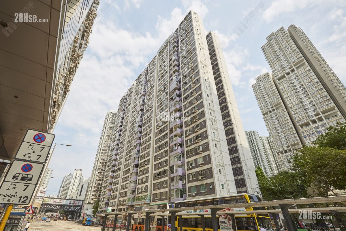 宝峰园 售盘 3 房 822 平方尺