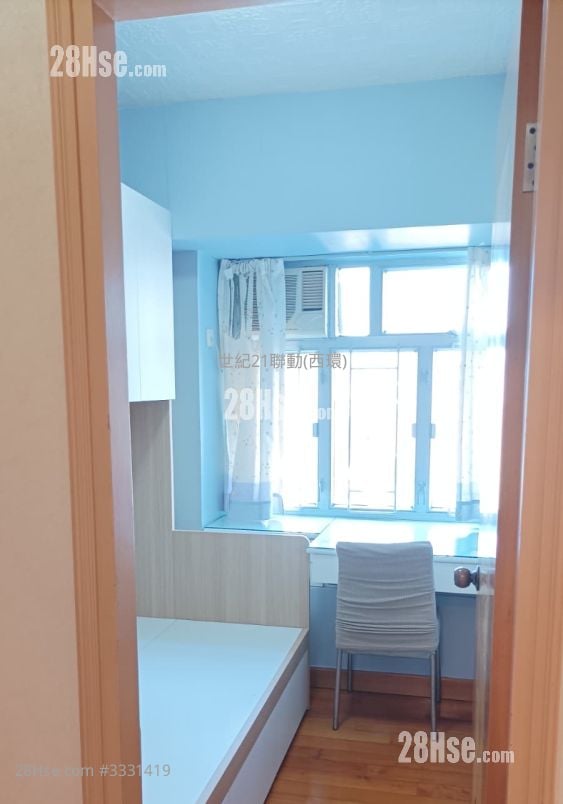 萬翠花園 售盤 3 房 , 1 浴室 537 平方呎