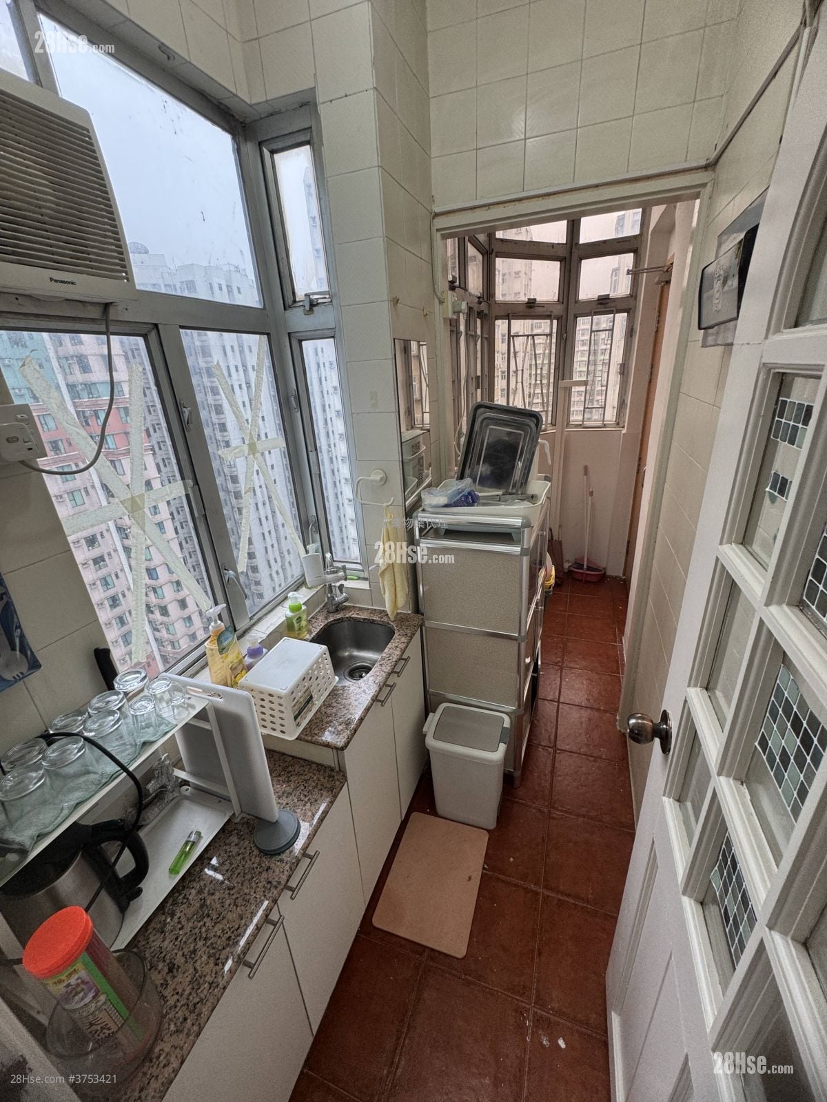 Ka Fook Building Rental Studio , 1 Bathroom 246 ft²