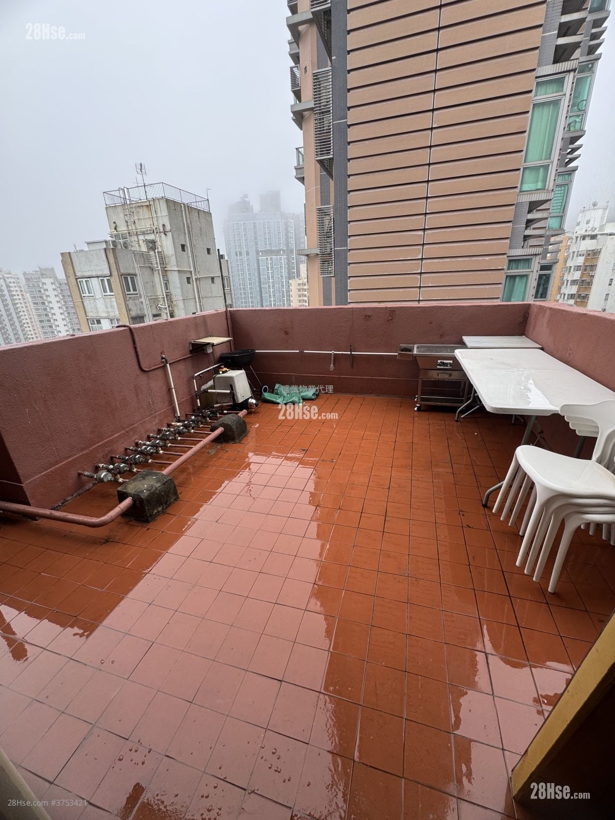 Ka Fook Building Rental Studio , 1 Bathroom 246 ft²