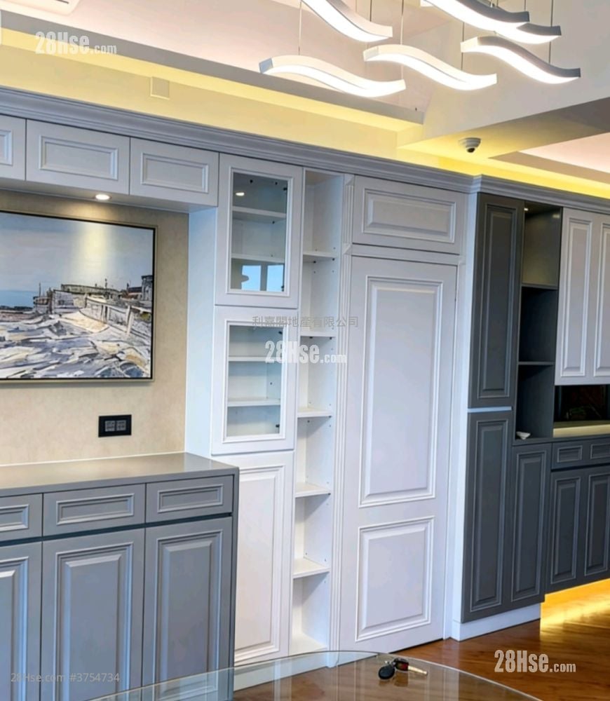 御龍山 售盤 5+ 房 , 3 浴室 1,555 平方呎