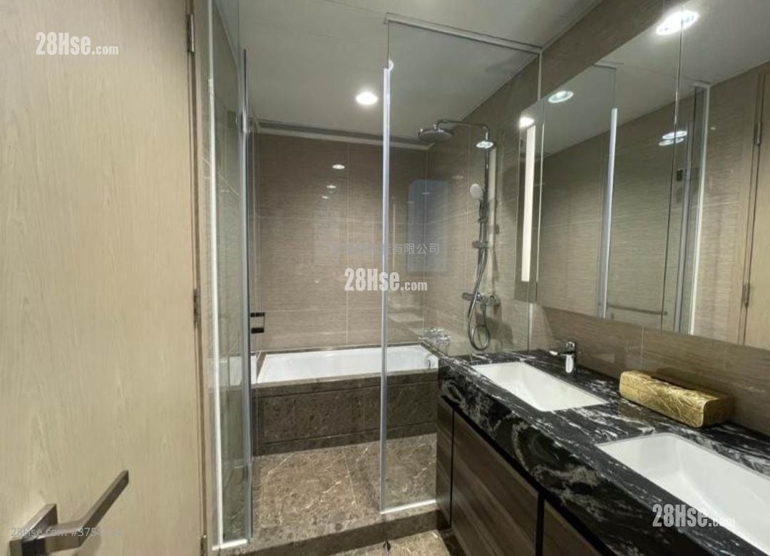 御龍山 售盤 5+ 房 , 3 浴室 1,555 平方呎