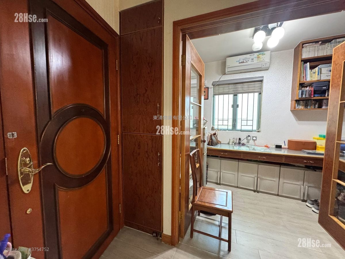 東堤灣畔 售盤 4 房 , 2 浴室 1,251 平方呎